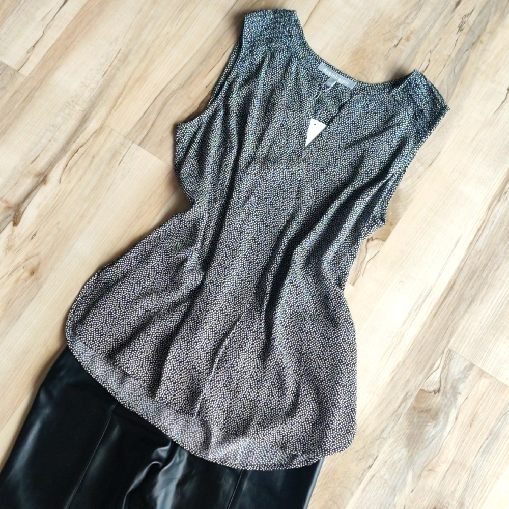 Classy sleeveless blouse